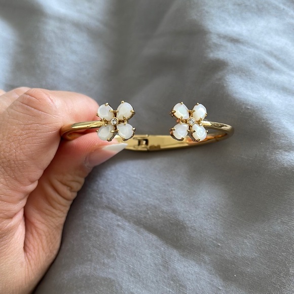 Kate spade flower bangle - Picture 5 of 5